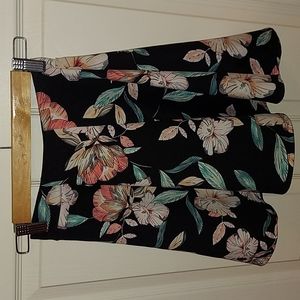 Decree dark floral pull-on skater skirt XS